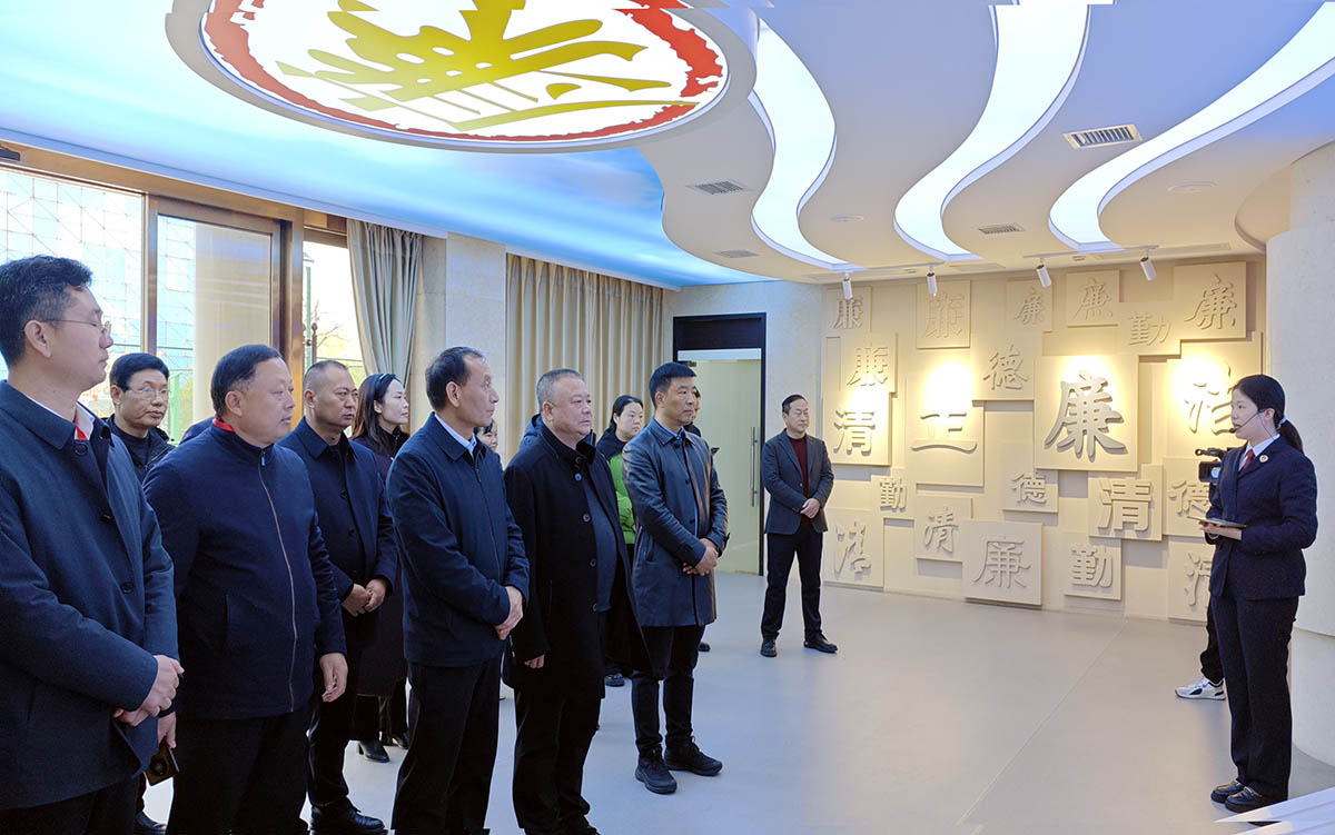 _cgi-bin_mmwebwx-bin_webwxgetmsgimg__&MsgID=6327859868005348156&skey=@crypt_6a7d8056_627ec1dae1e88ed4c257136d121643b6&mmweb_appid=wx_webfilehelper