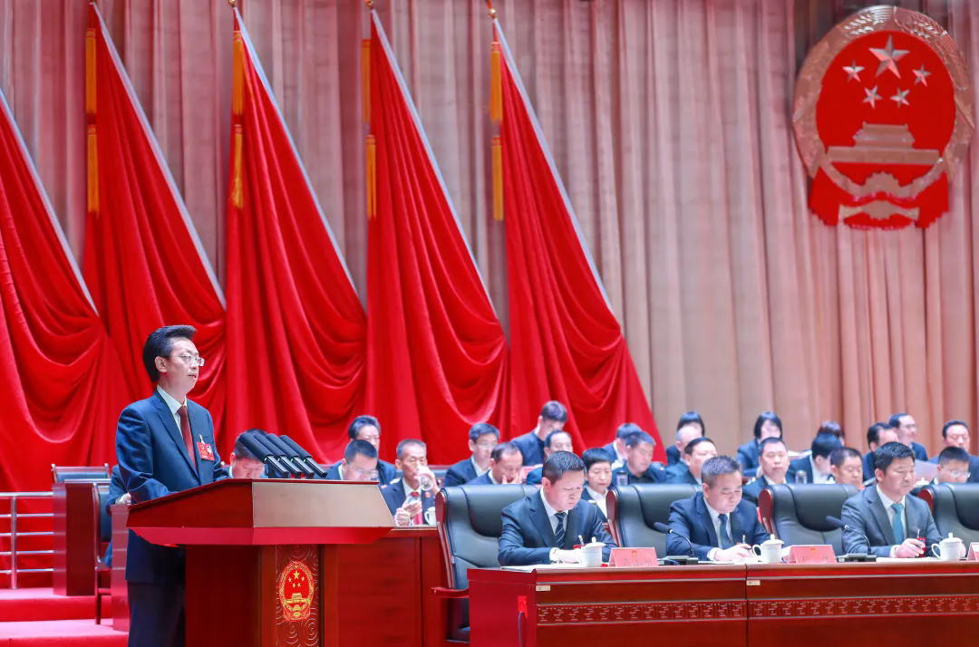 002.webp.png 002.webp.png